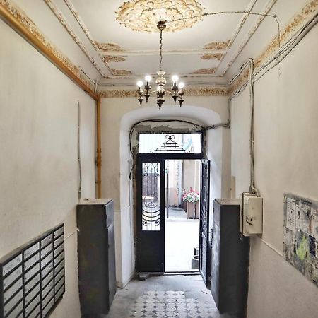 Вул Вірменська 14 Апартаменти Lviv Exterior foto